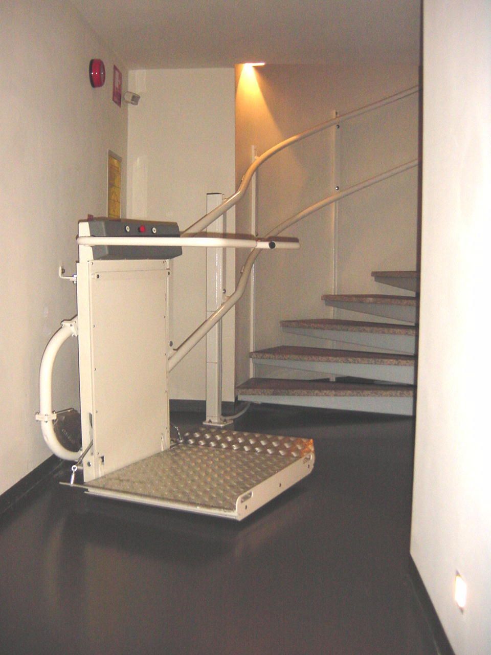 Lehner Lifttechnik - Ascenseurs - Monte-escalier